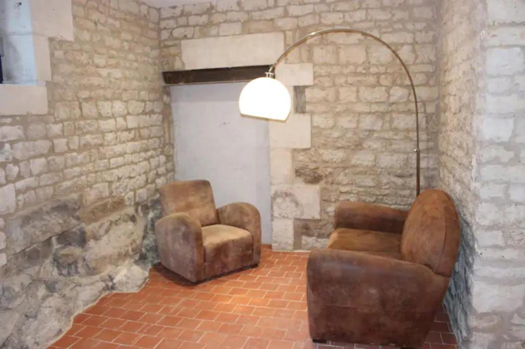 Château des Loups - Les Cèdres Bleus Echire Exterior foto
